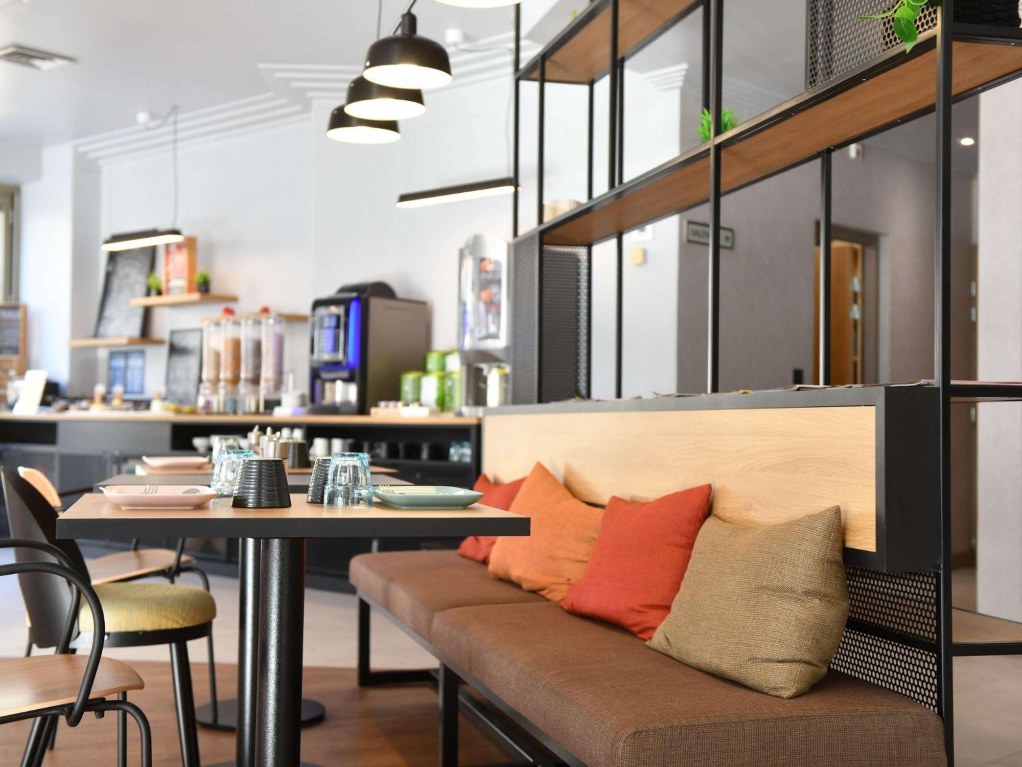 Ibis Châteauroux Exterior foto